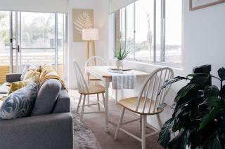 Coastal getaway, tropical palms in Dee Why - Deewhy - 8