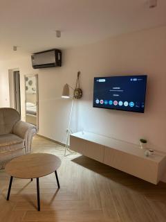 Cozy Studio in Tirana Center - Tirana - 0