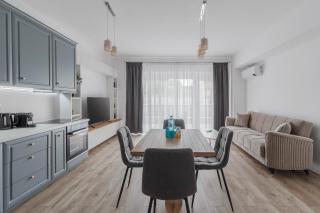 Down to Earth at Waterview Collection - Oradea - 2
