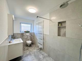 Charmanter Rückzugsort mit Großer Terrasse in Idyllischer Umgebung - 5