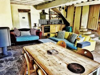 Cosy gite in medieval village - Montréal - 2