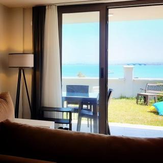 Entire 3-Story Seaside Villa, Sea View with Garden - Ayvalık - 0