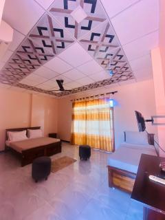 Woodnest Saayoo Resort - 8