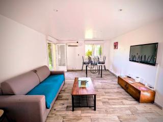 Le Gîte d'Entressen Piscine Jeux & Pétanque Istres Miramas - 1