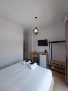 Lion's lair - Himare - 9