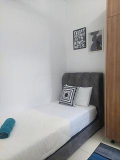 KLIA Travel Homestay - 3R 2B - WIFI & NETFLIX - Sepang - 2