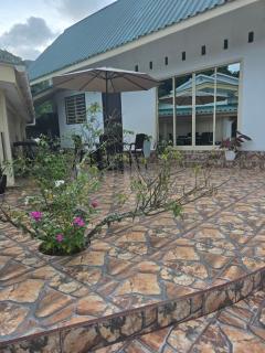 Loversnest Self Catering - Anse aux Pins - 4