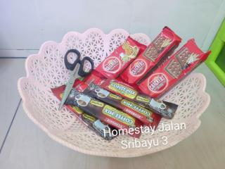 Homestay Jalan SriBayu 3 - - 9