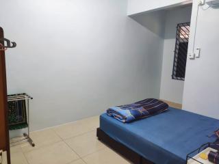 Homestay Jalan SriBayu 3 - - 7