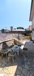 Fidelis Apartment - Walk to the Beach in Minutes - Novi Vinodolski - 9