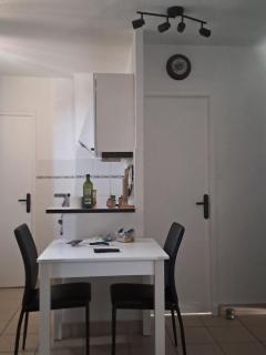 STUDIO CLIMATISE box 5 G Résidence Odalys Saint Loup, piscine ,parking privé et superette 25 - 4