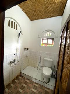 Hakiki Inn Bungalows - Tetebatu - 5