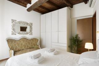 Il Castello delle dame - Il Pittore - Vigevano - 3