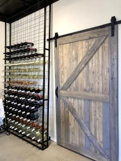 Vineyard and winery guest house - - 6