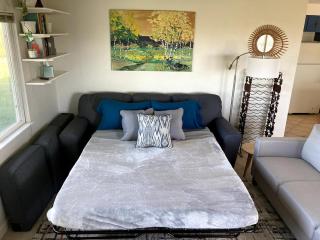 Vineyard and winery guest house - - 5
