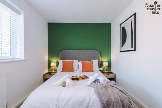 3 Bedroom House with Parking that Sleeps 6 - Garden City - 9
