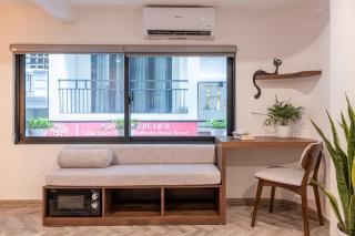 HanoianHearths- NH1 - Cool View- Projector- Center - Hanoi - 0
