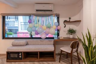 HanoianHearths- NH1 - Cool View- Projector- Center - Hanoi - 2