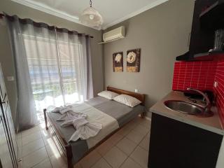Nopi Rooms - Olympic Beach - 9