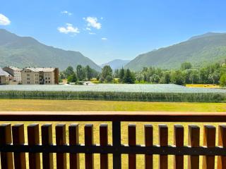 Apartament rústic amb encant i balcó by RURAL D'ÀNEU - Esterri d'Àneu - 2