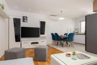 Apartments Paladin - Makarska - 8