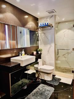 One Euphoria Prime Suite Hotel - Angeles - 8