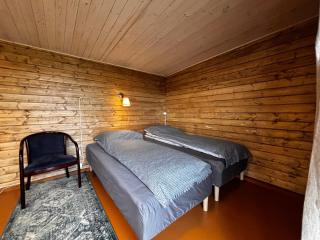 Mýrartunga - - 8
