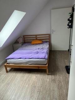 5 room house with balcony & garden - - 8