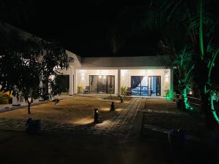 Amor Luse - Arugam Bay - 0