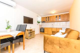 Apartments Dado - Lumbarda (Lombarda) - 5