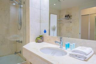 L21 Ocean View Studio SUPER King bed - Gold Coast - 7