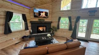Ultimate Couples Retreat w Fenced Yard for Pet - 1