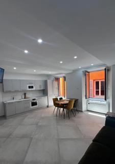 Appartement T3 Place du Marché - Bastia - 9