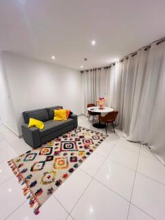 Luxurious Two Bedroom Apartment at Loxwood House - Accra - 1