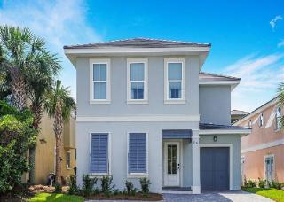 Beach Living Modern 4BR House with Private Pool, 3min Walking to private gated beach access - 9
