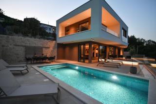 Villa Marmonte, Luksuzna vila s bazenom i pogledom na more - Medveja - 0