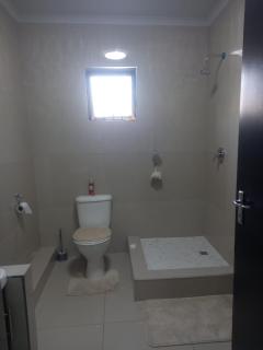 Ocean Wave Chalets - Hibberdene - 2