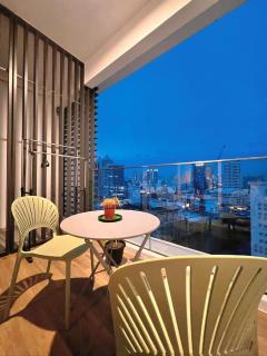 Mumz Service Suite At Quill Residence KL - 3