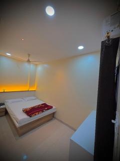 Hotel sai lodge - - 3