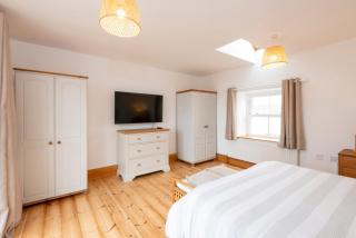 Stylish Cottage - Walk to Beach & Pubs & Fast WiFi - St Agnes - 4