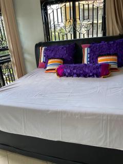 The little love nest - Entebbe - 8