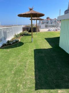 Lovely Marina Club Apartment - - 2