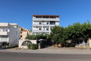 LM Murati Apartments - Polisi i Vogël - 9