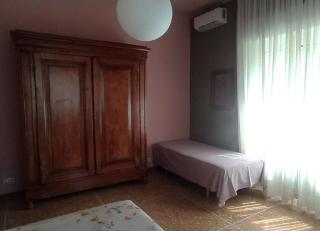 La casa di Giulia, trilocale con balcone e giardino - 8