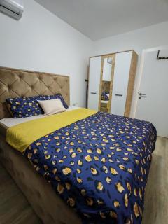 Becici Memories Apartment - 8