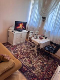 Sweet room for couple or girls - Warsaw - 1
