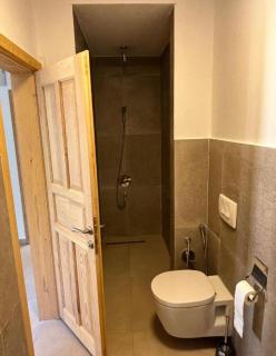 B&K Villa Kruče Rooms - Ulcinj - 1