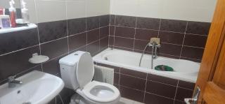 une chambre, un salon, cuisine et balcon - Monastir - 1