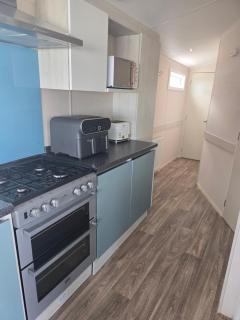 6 Birth Caravan Quay West Sea Views - New Quay - 6