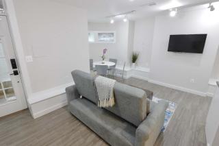 White Brick Retreat - Shaw - 4